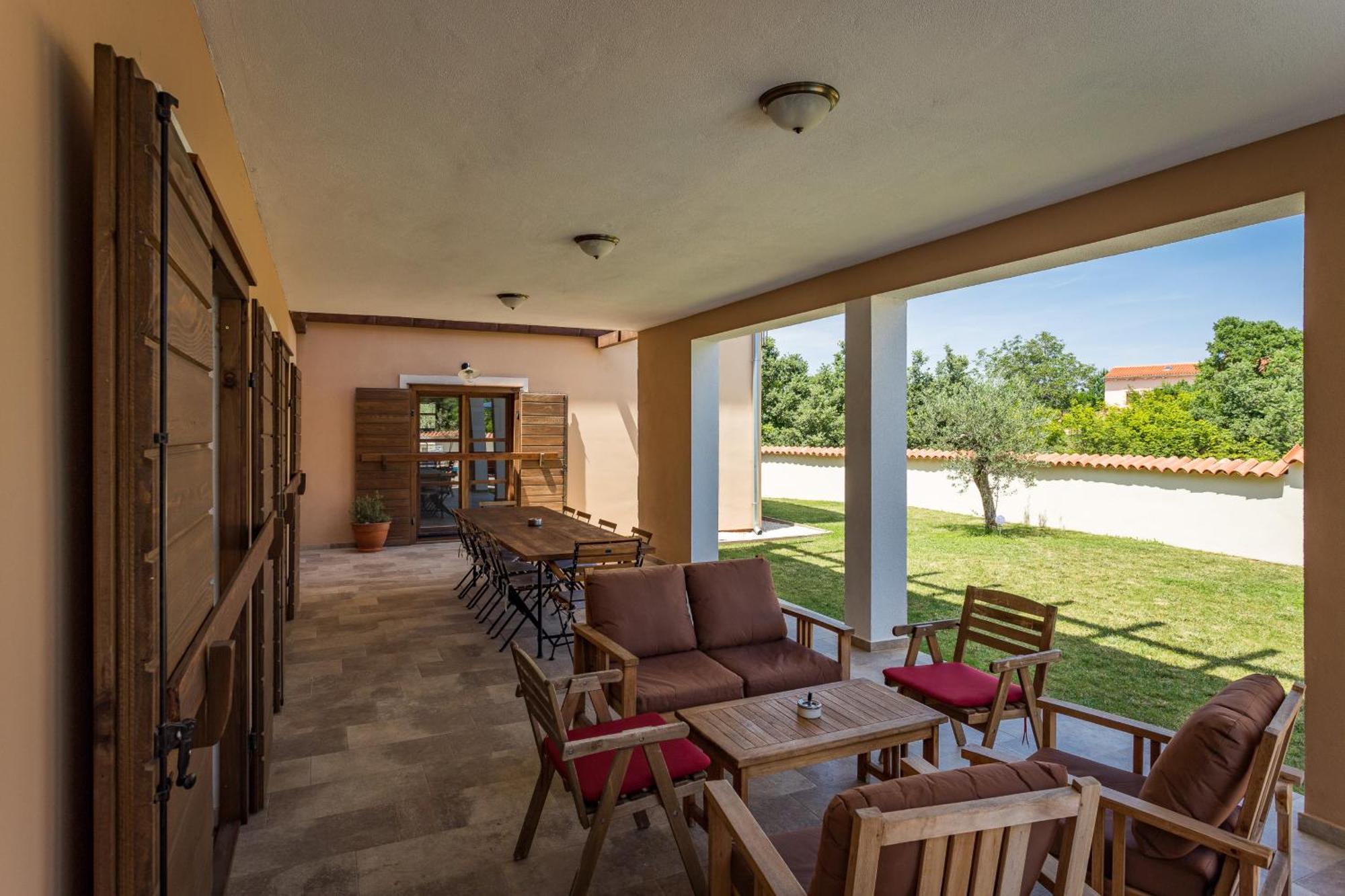 Villa Cirka In Central Istria For 14 Persons With Pool Heating & Pool Table Svetvinčenat Exterior foto